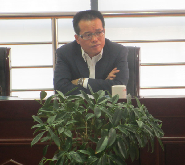 熱烈歡迎區(qū)領導蒞臨我司調研指導(圖1)